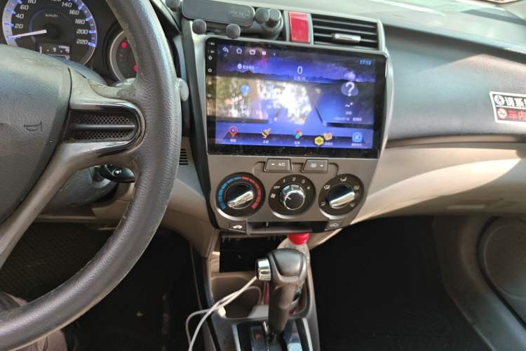 Used Honda City Classic 2014 Style 1.5L Automatic Elite Edition Audio And AC Panel