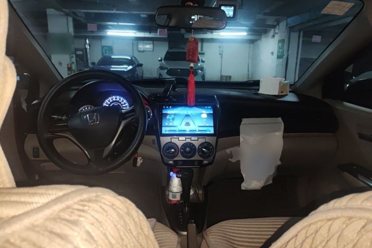 Used Honda City Classic 2014 Style 1.5L Automatic Elite Edition Center Console