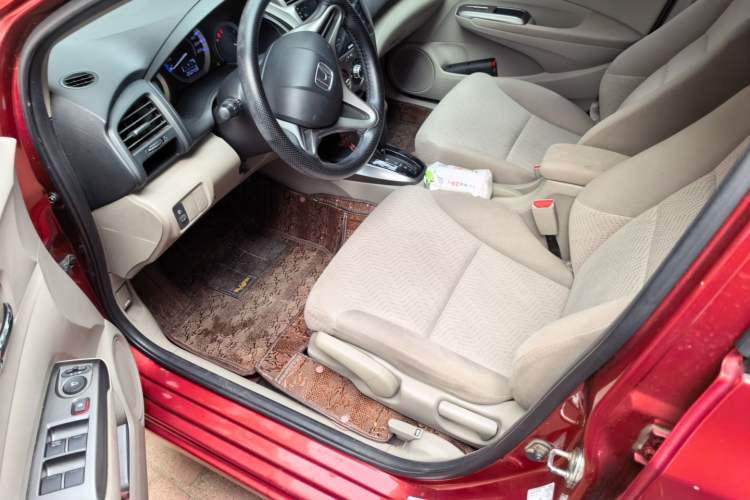 Used Honda City Classic 2014 Style 1.5L Automatic Elite Edition Driver Seat