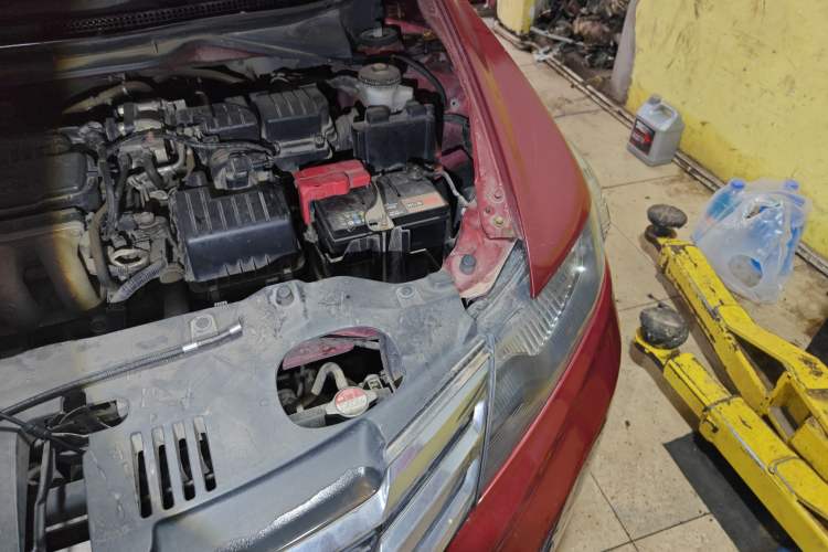 Used Honda City Classic 2014 Style 1.5L Automatic Elite Edition Engine Bay Left