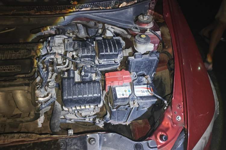 Used Honda City Classic 2014 Style 1.5L Automatic Elite Edition Engine Bay Left