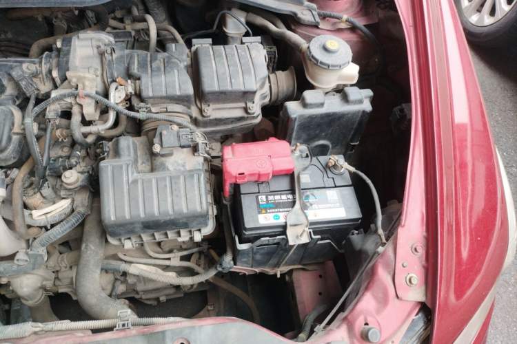 Used Honda City Classic 2014 Style 1.5L Automatic Elite Edition Engine Bay Left