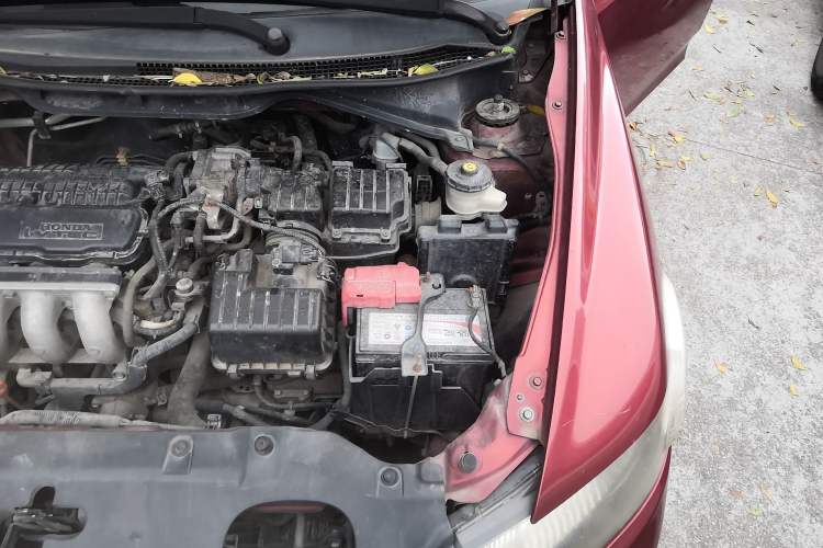 Used Honda City Classic 2014 Style 1.5L Automatic Elite Edition Engine Bay Left