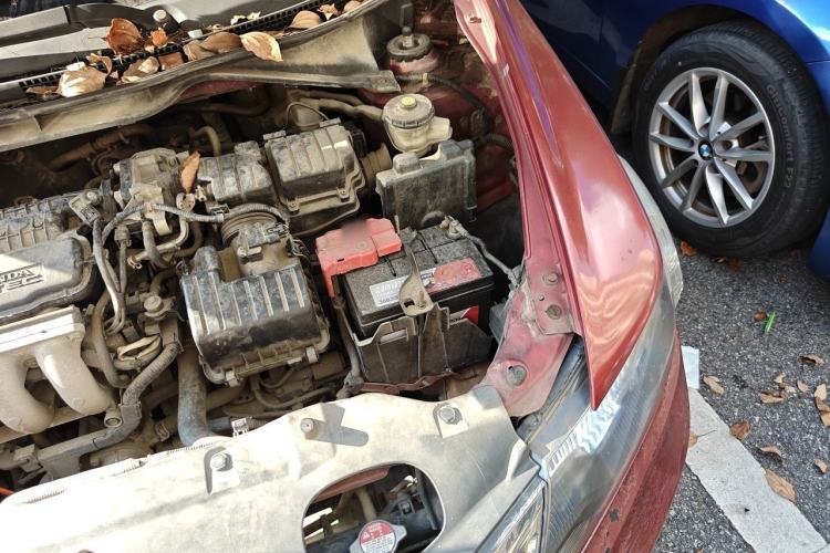 Used Honda City Classic 2014 Style 1.5L Automatic Elite Edition Engine Bay Left