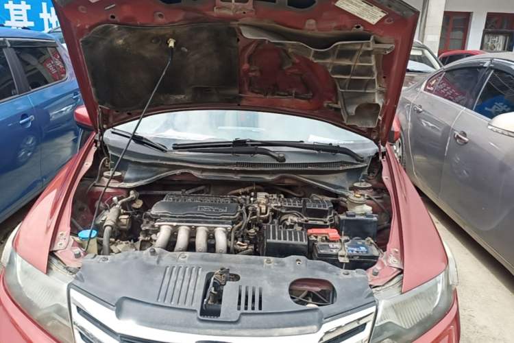 Used Honda City Classic 2014 Style 1.5L Automatic Elite Edition Engine Bay
