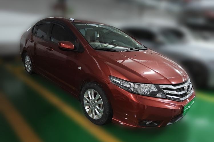 Used Honda City Classic 2014 Style 1.5L Automatic Elite Edition Front Right 45 Deg
