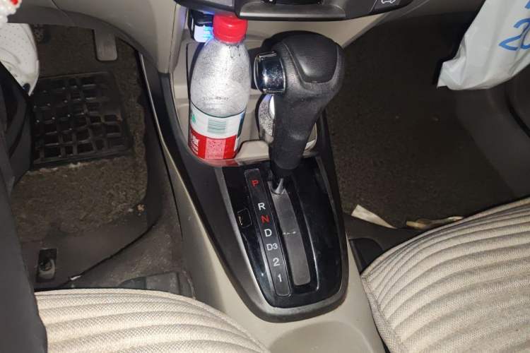 Used Honda City Classic 2014 Style 1.5L Automatic Elite Edition Gear Lever