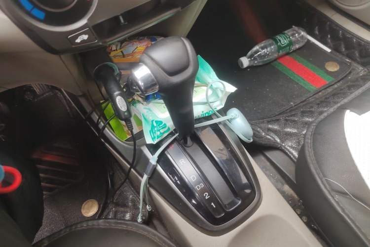 Used Honda City Classic 2014 Style 1.5L Automatic Elite Edition Gear Lever
