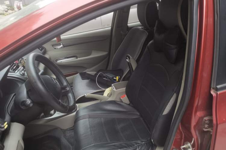 Used Honda City Classic 2014 Style 1.5L Automatic Elite Edition Left Front Seat