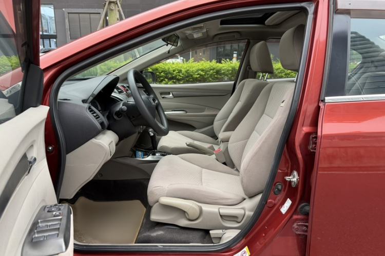 Used Honda City Classic 2014 Style 1.5L Automatic Elite Edition Left Front Seat