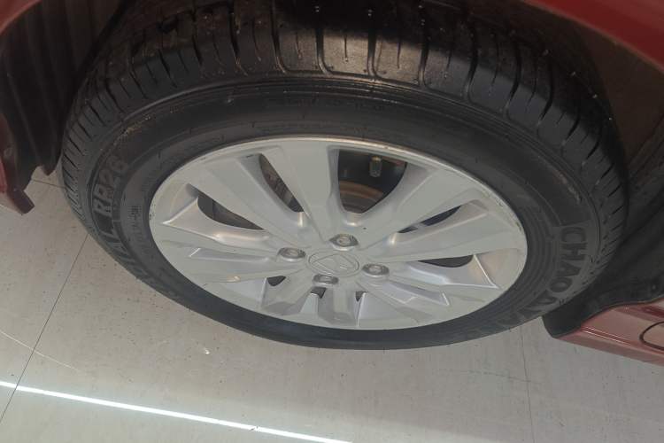 Used Honda City Classic 2014 Style 1.5L Automatic Elite Edition Left Front Wheel Hub