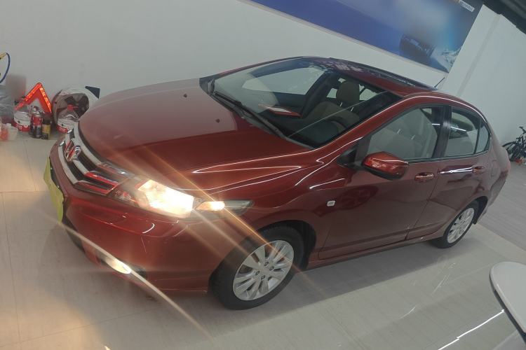 Used Honda City Classic 2014 Style 1.5L Automatic Elite Edition Left Side