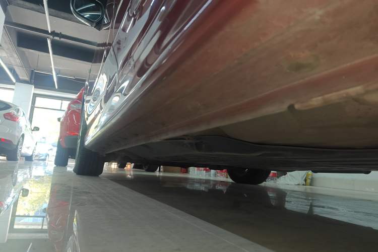 Used Honda City Classic 2014 Style 1.5L Automatic Elite Edition Left Side Sill