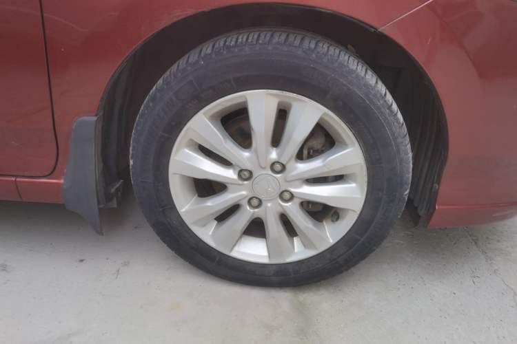 Used Honda City Classic 2014 Style 1.5L Automatic Elite Edition Right Front Wheel Hub