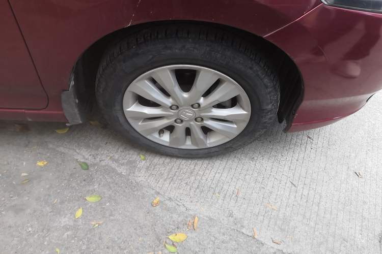 Used Honda City Classic 2014 Style 1.5L Automatic Elite Edition Right Front Wheel Hub