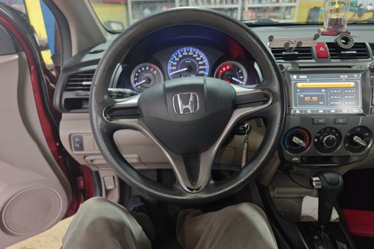 Used Honda City Classic 2014 Style 1.5L Automatic Elite Edition Steering Wheel