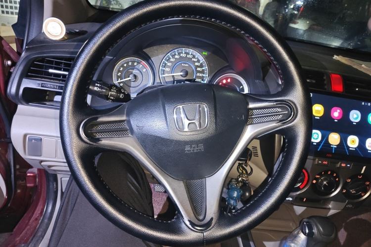 Used Honda City Classic 2014 Style 1.5L Automatic Elite Edition Steering Wheel
