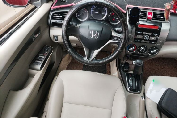 Used Honda City Classic 2014 Style 1.5L Automatic Elite Edition Steering Wheel