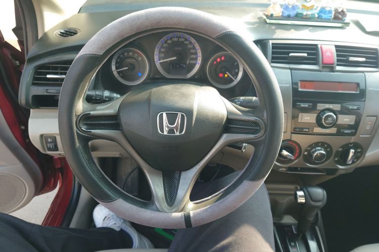 Used Honda City Classic 2014 Style 1.5L Automatic Elite Edition Steering Wheel