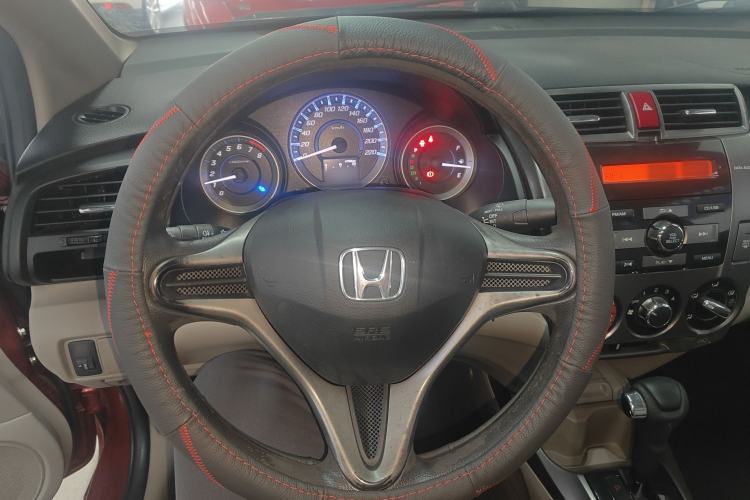 Used Honda City Classic 2014 Style 1.5L Automatic Elite Edition Steering Wheel