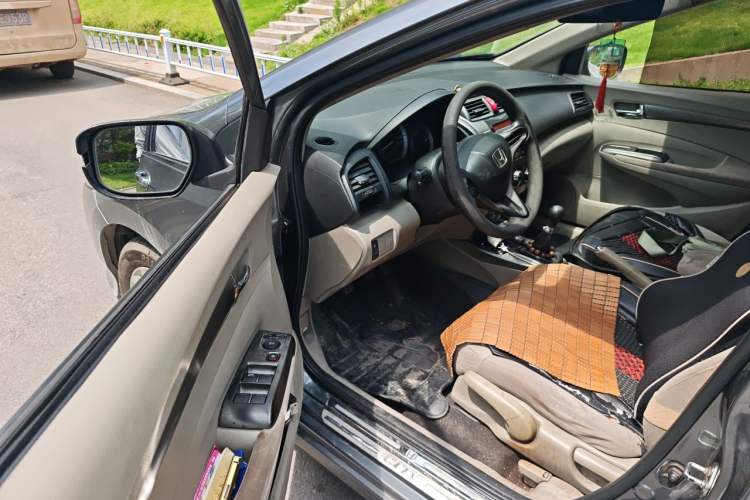 Used Honda City Classic 2014 Style 1.5L Manual Elite Edition Driver Seat
