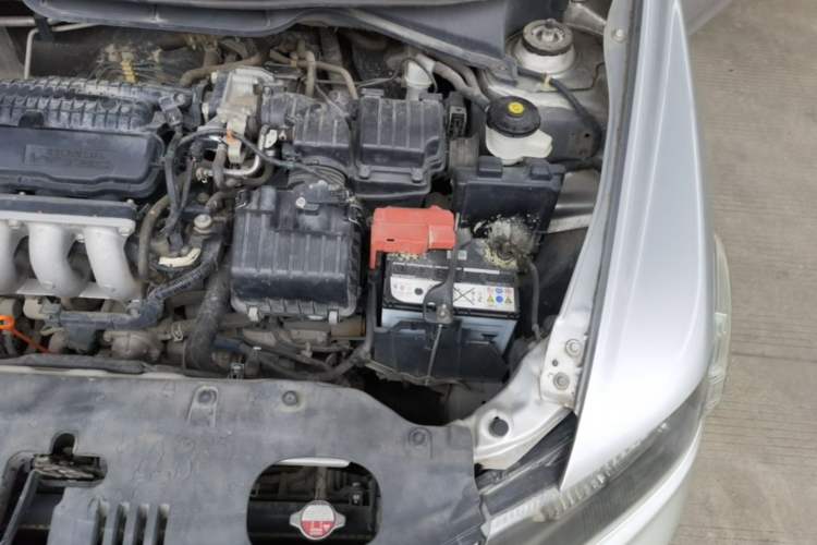 Used Honda City Classic 2014 Style 1.5L Automatic Elite Edition Engine Bay Left