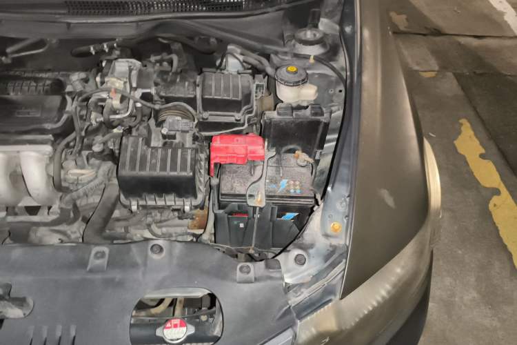 Used Honda City Classic 2014 Style 1.5L Automatic Elite Edition Engine Bay Left