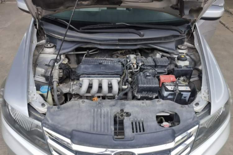 Used Honda City Classic 2014 Style 1.5L Automatic Elite Edition Engine Bay