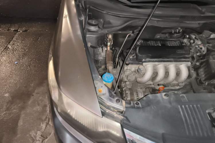 Used Honda City Classic 2014 Style 1.5L Automatic Elite Edition Engine Bay Right