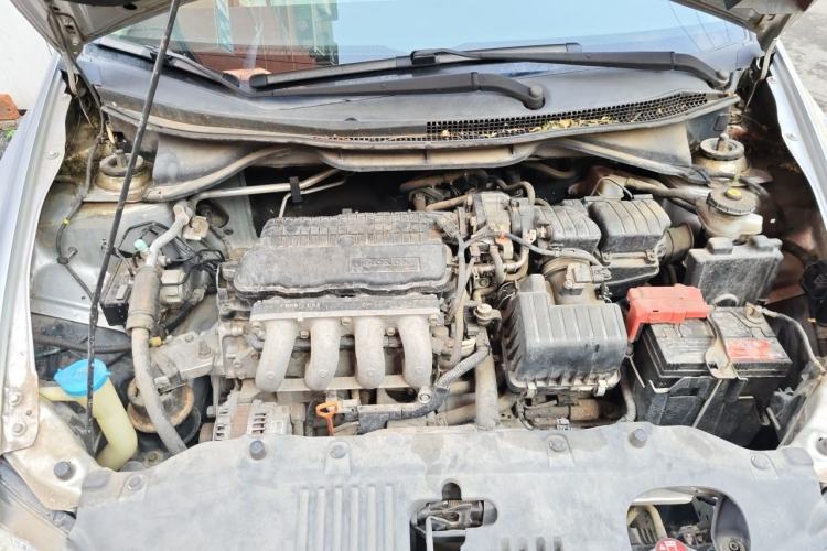 Used Honda City Classic 2014 Style 1.5L Automatic Elite Edition Engine Bay