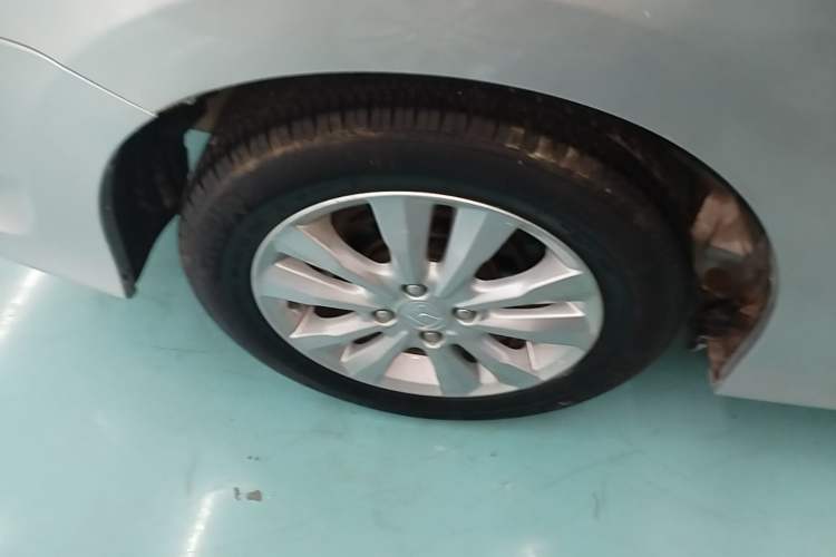 Used Honda City Classic 2014 Style 1.5L Automatic Elite Edition Exterior 5