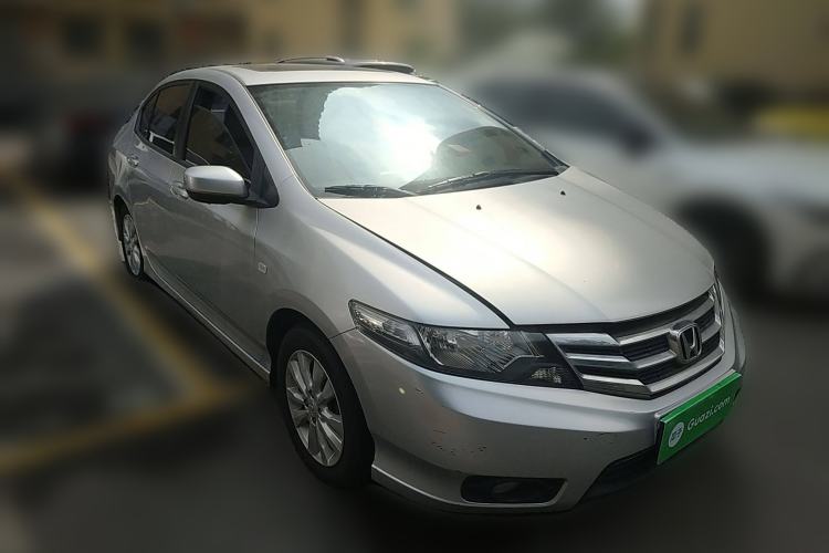 Used Honda City Classic 2014 Style 1.5L Manual Elite Edition Front Right 45 Deg