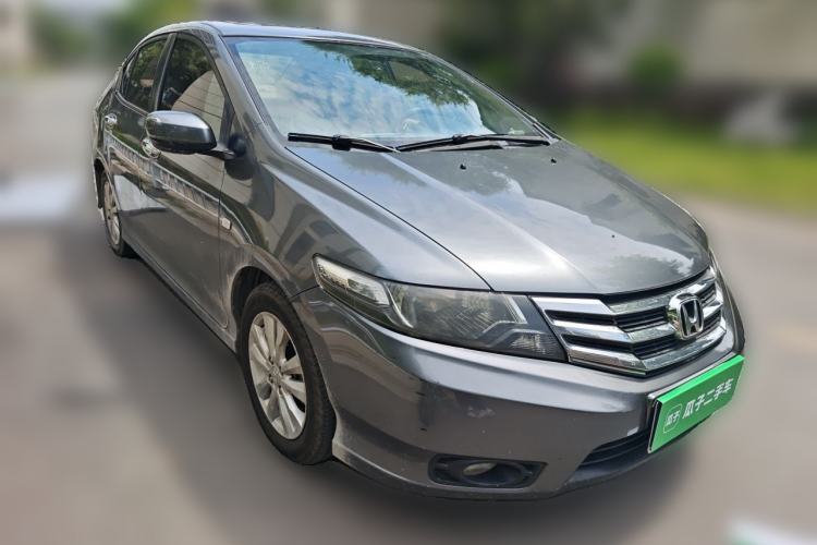 Used Honda City Classic 2014 Style 1.5L Manual Elite Edition Front Right 45 Deg