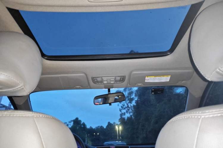 Used Honda City Classic 2014 Style 1.5L Automatic Elite Edition Headliner