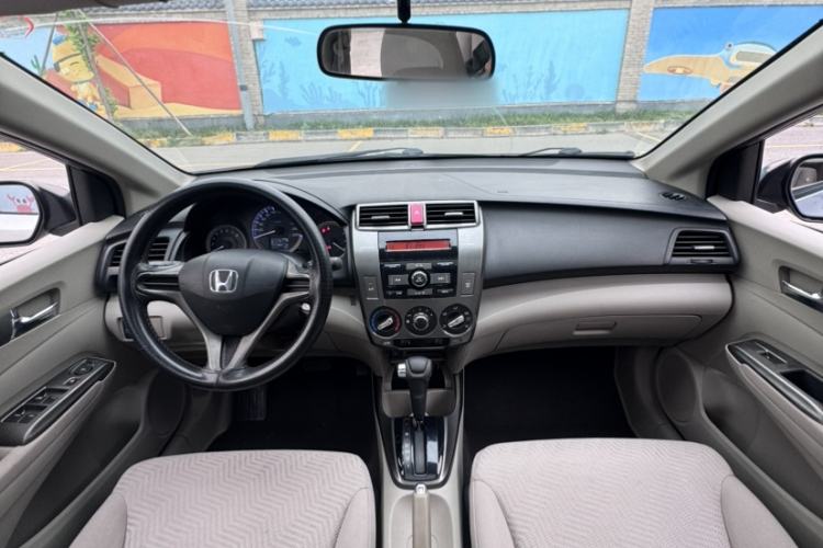Used Honda City Classic 2014 Style 1.5L Automatic Elite Edition Interior 1