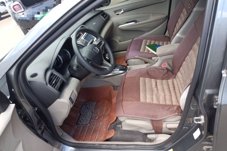 Used Honda City Classic 2014 Style 1.5L Automatic Elite Edition Left Front Seat
