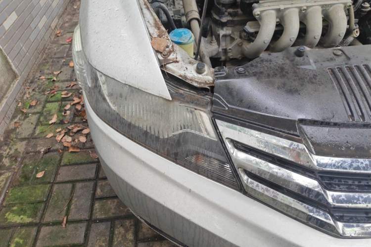 Used Honda City Classic 2014 Style 1.5L Manual Elite Edition Right Front Headlight