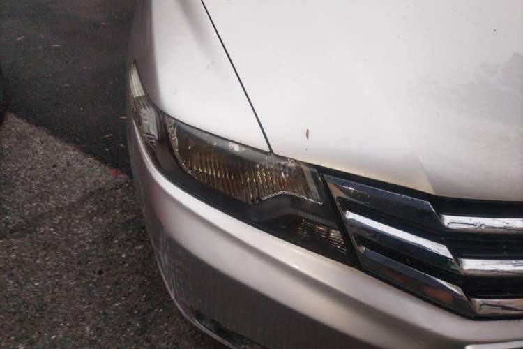 Used Honda City Classic 2014 Style 1.5L Automatic Elite Edition Right Front Headlight