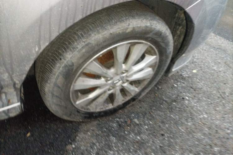 Used Honda City Classic 2014 Style 1.5L Automatic Elite Edition Right Front Wheel Hub