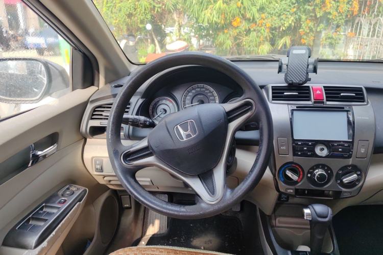 Used Honda City Classic 2014 Style 1.5L Automatic Elite Edition Steering Wheel