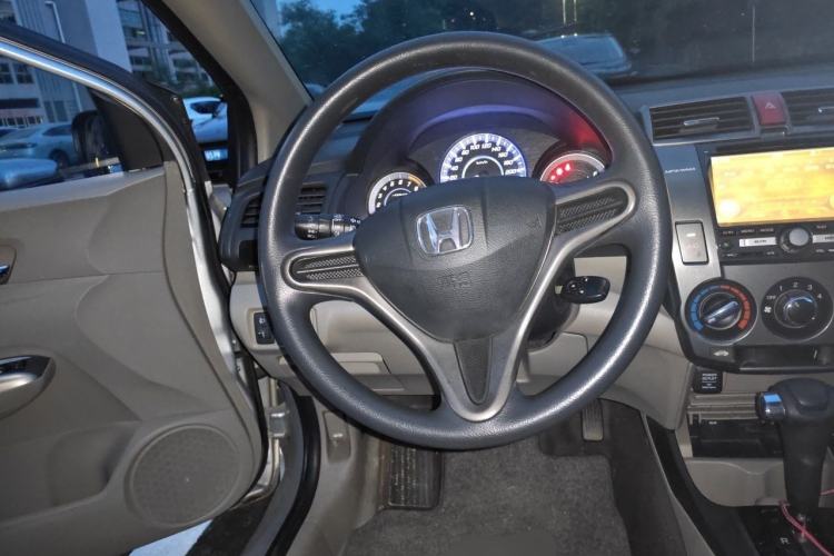 Used Honda City Classic 2014 Style 1.5L Automatic Elite Edition Steering Wheel