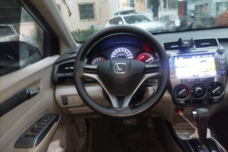 Used Honda City Classic 2014 Style 1.5L Automatic Elite Edition Steering Wheel