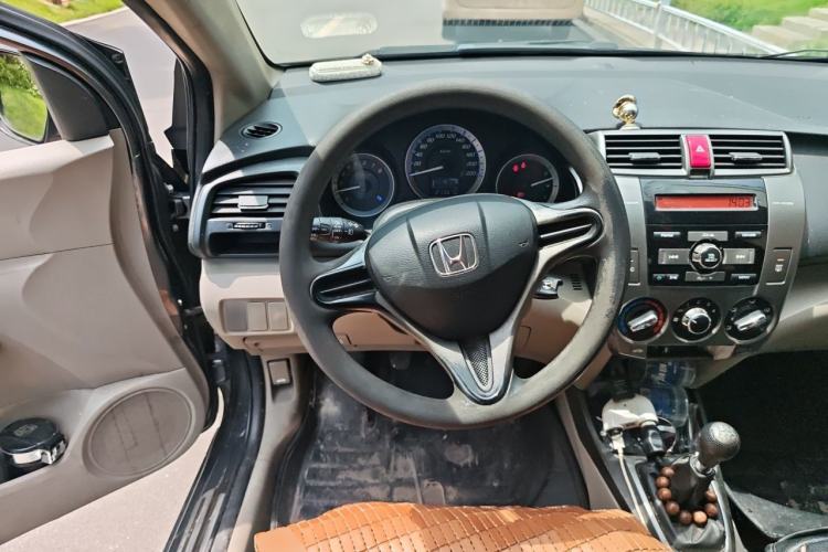 Used Honda City Classic 2014 Style 1.5L Manual Elite Edition Steering Wheel
