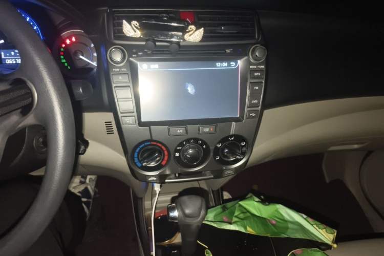 Used Honda City Classic 2014 Style 1.5L Automatic Elite Edition Audio And AC Panel