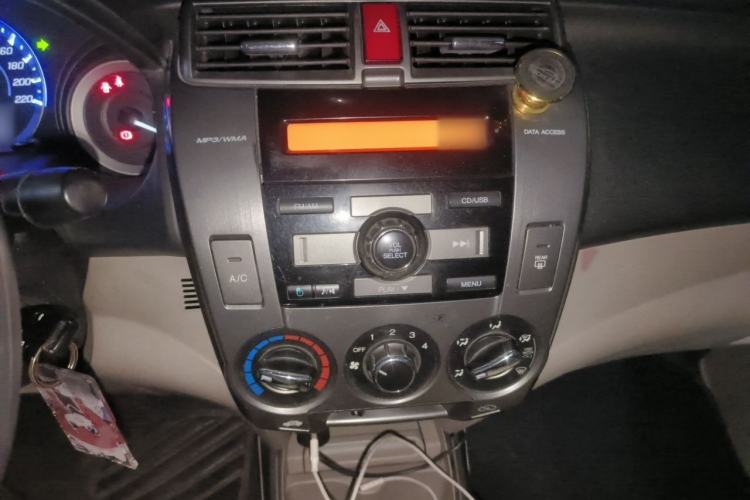 Used Honda City Classic 2014 Style 1.5L Manual Elite Edition Audio And AC Panel