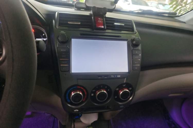 Used Honda City Classic 2014 Style 1.5L Automatic Elite Edition Audio And AC Panel