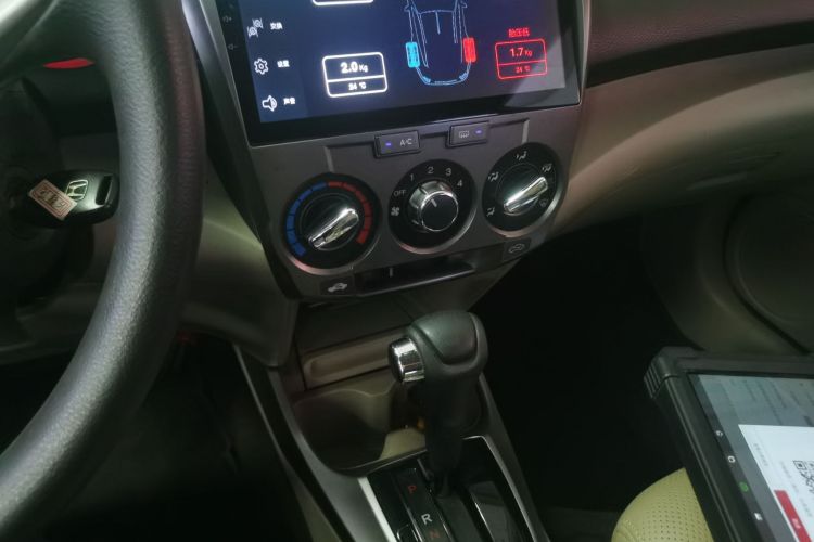 Used Honda City Classic 2014 Style 1.5L Automatic Elite Edition Audio And AC Panel