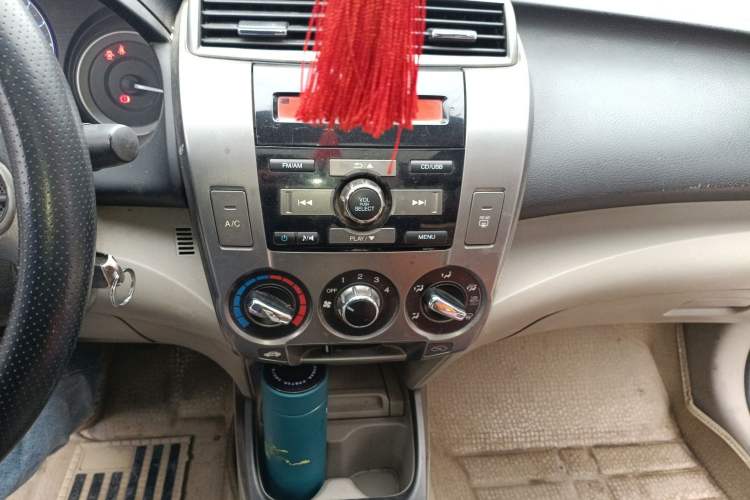 Used Honda City Classic 2014 Style 1.5L Manual Elite Edition Audio And AC Panel