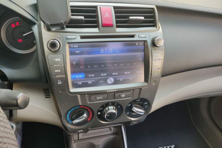 Used Honda City Classic 2014 Style 1.5L Manual Elite Edition Audio And AC Panel