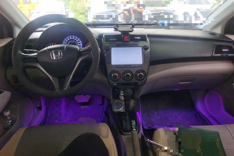 Used Honda City Classic 2014 Style 1.5L Automatic Elite Edition Center Console
